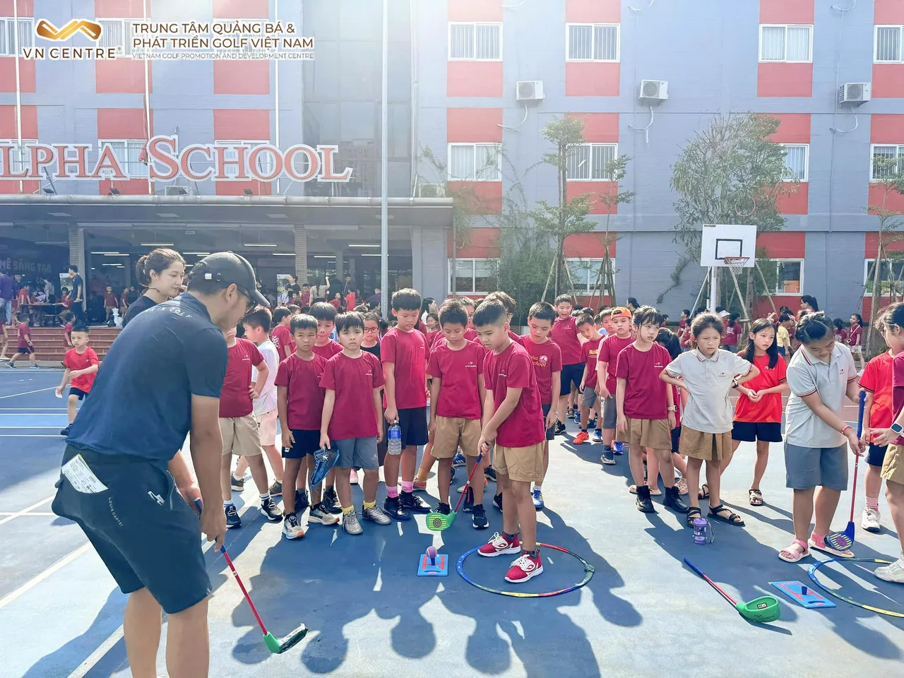 Alpha An Khánh: gần 1000 học sinh trải nghiệm golf cùng SNAG - 493275621 1249995483798789 4300505189270562824 n