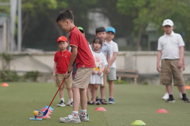 Luật golf cơ bản cho trẻ em và người mới