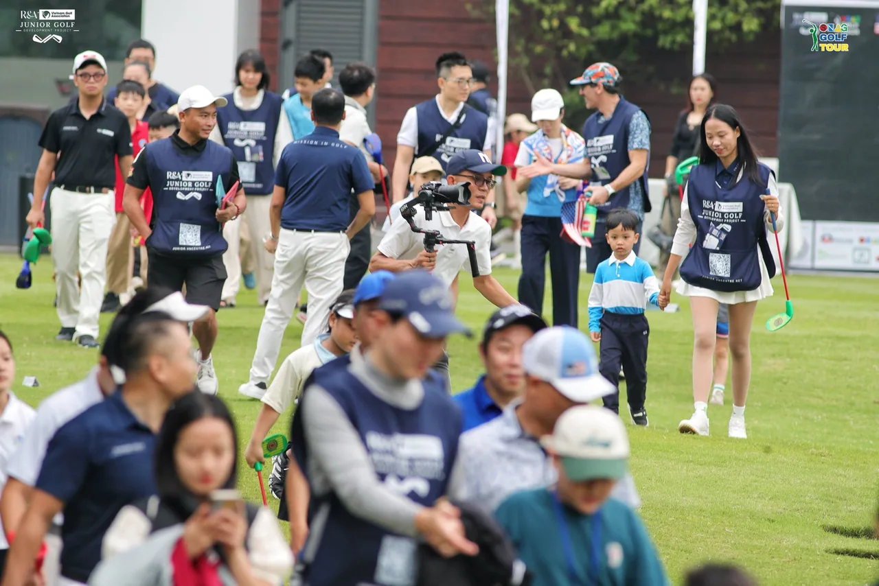 Teacher Appreciation Championship 2025 - Caddie phụ huynh
