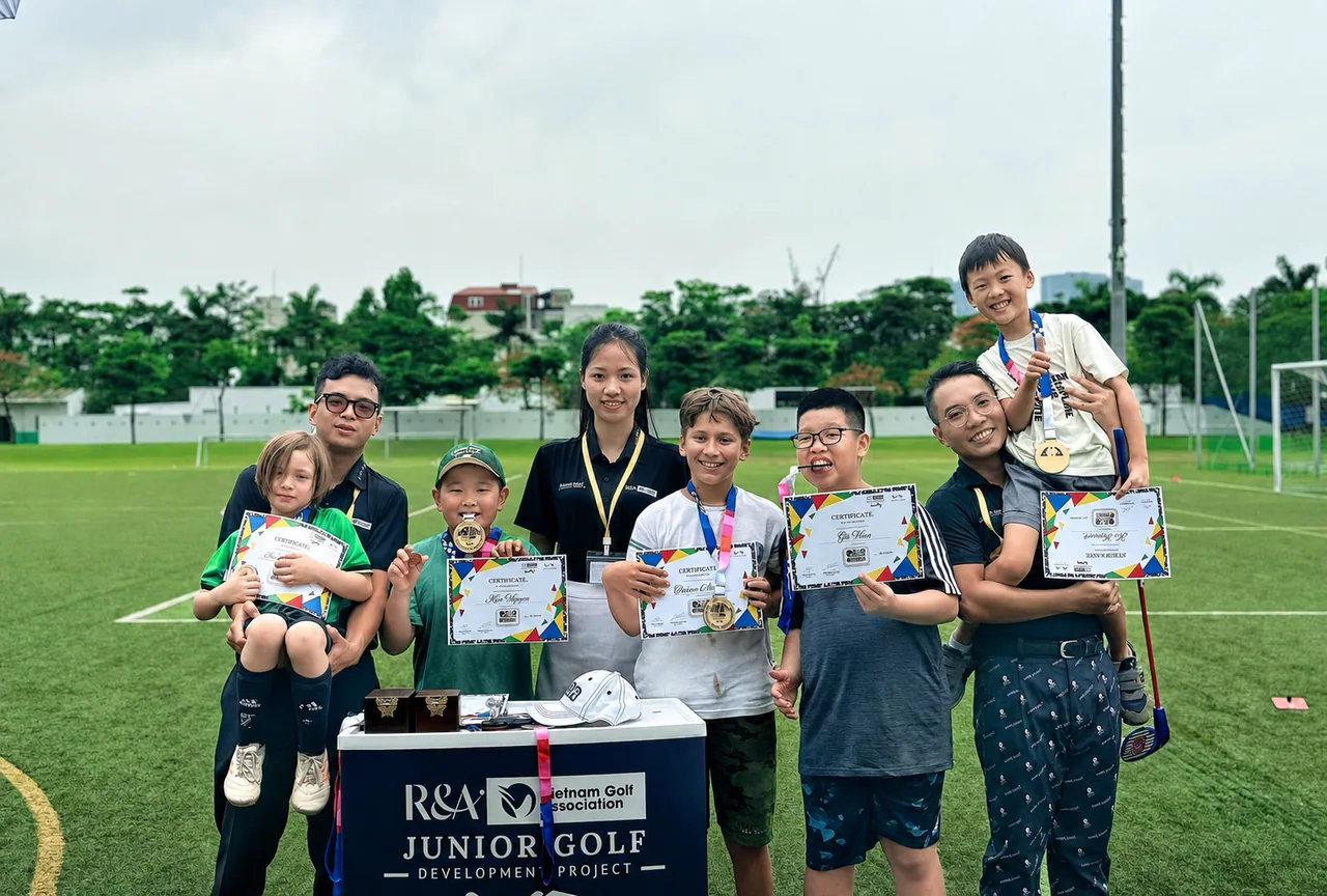 UNIS triển khai golf trong môi trường trường quốc tế