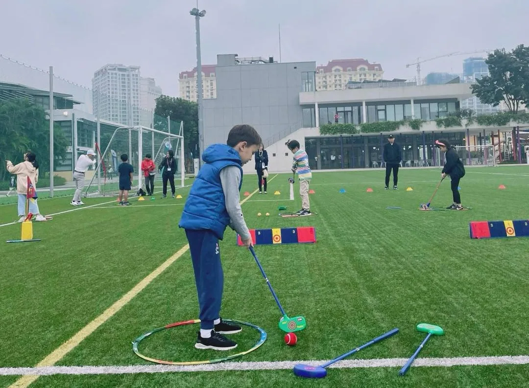 UNIS triển khai golf trong môi trường trường quốc tế - 488888350 1232293865568951 5047041850888205716 n